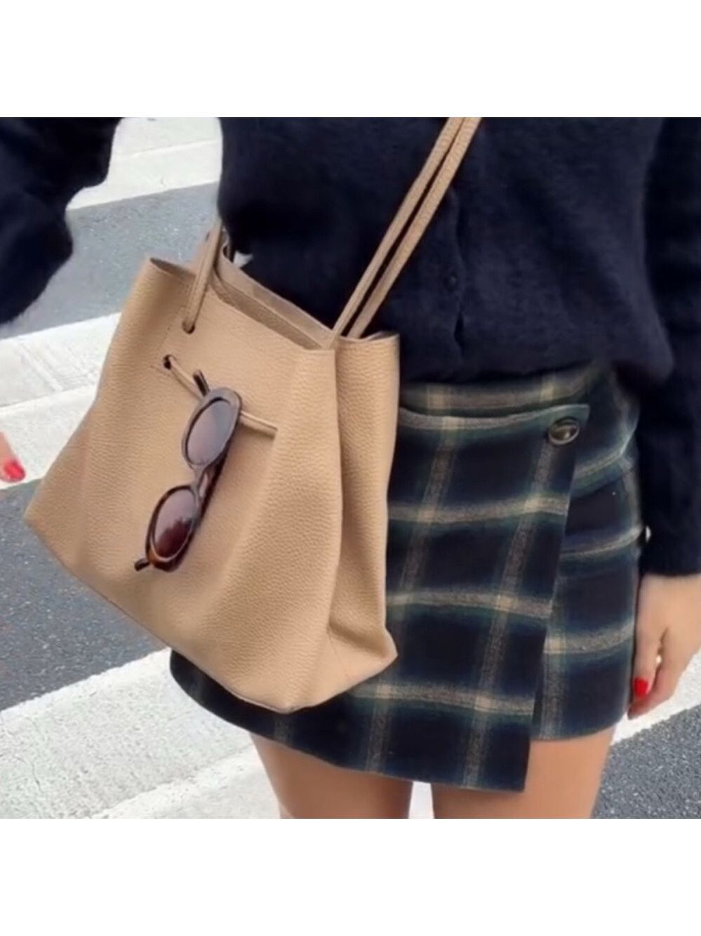 8 Other Reasons TAN Vegan Leather Tote Bag | NEW |Slouchy Crossbody Bucket Bag - Picture 2 of 10
